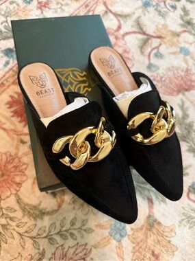 BEAST FASHION Black Suede Pointed Slip-On Mules with Chunky Gold Chain